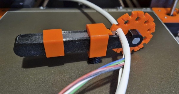 Draht Stripper cable peeler kabel abisolierer jboe download frei stl Modell Printablescom 3d Modelle Hobby Macher Werkzeuge Klinge Kabel Kabelschäler Klemme 3d print model - Mito3D