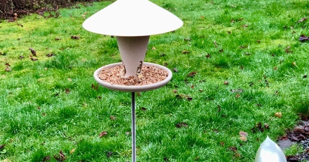 vogelfutter haus - bird feeder mb download free stl model printablescom 3d models household outdoor & garden 3d print model - Mito3D