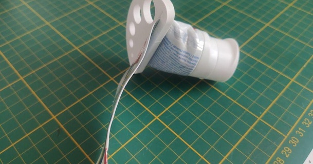 pasta dental exprimidor estrecho agujero sevro descargar gratis stl modelo imprimiblescom 3d modelos casa baño dientes 3d print model - Mito3D