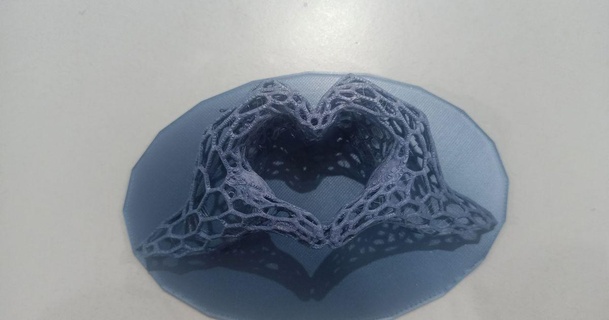 Voronoi Aşk eller piotrago indir Bedava stl model printablescom 3d modeller Sanat tasarım tasarımlar sevgililer sevgili Sevgililer Günü 3d print model - Mito3D