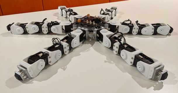 anansi Hexapod Roboter Rahmen Bryce Crons download frei stl Modell Printablescom 3d Modelle Hobby Macher Elektronik 3d print model - Mito3D