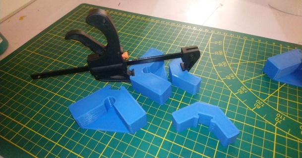 corner clamp adapter godnamedthor download free stl model printablescom 3d models hobby & makers tools cornerclamp cornerclamps 3d print model - Mito3D