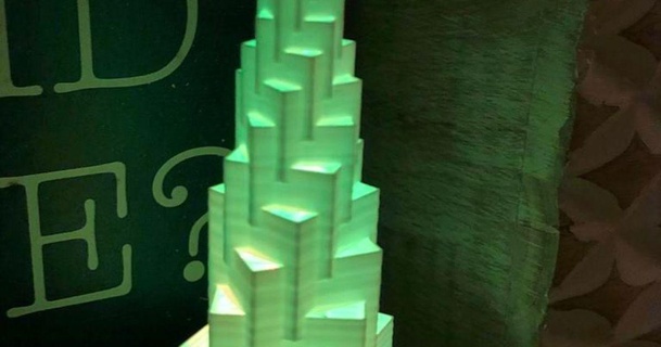 vase mode low poly Noël arbre électrique Dumplings Télécharger libre stl modèle imprimablescom 3d modèles Ménage maison équipement décorations Sapin géométrique vacances 3d print model - Mito3D