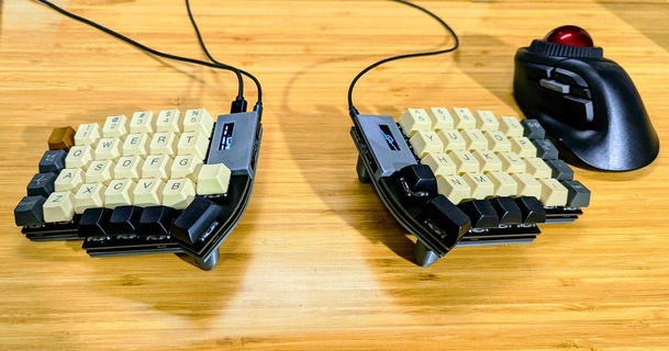 minimalista lily58 carpa caso funda al177 descargar gratis stl modelo imprimiblescom 3d modelos artilugio ordenadores teclado mecánico splitboard 3d print model - Mito3D