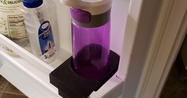 geladeira garrafa suporte Castor baixar livre stl modelo printablescom 3d modelos casa cozinha frigorífico agua 3d print model - Mito3D