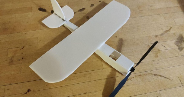 silgi grup güçlendirilmiş uçak çıkış indir Bedava stl model printablescom 3d modeller oyuncaklar oyunlar Araçlar elastik lastik bant lastikle çalışan 3d print model - Mito3D