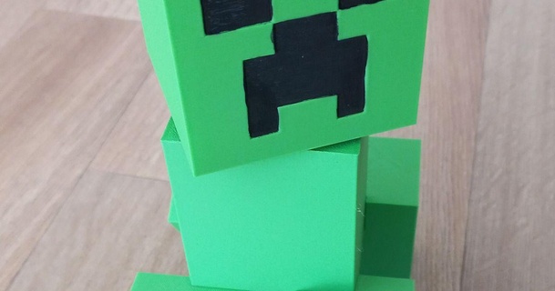 salvadanaio ispirato Minecraft rampicante orson80 Scarica gratuito stl modello printablescom 3d Modelli giocattoli Giochi azione figure statue minecraft 3d print model - Mito3D