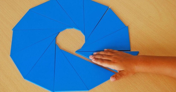 Triangles constructeurs bleu Montessori shahhtton Télécharger libre stl modèle imprimablescom 3d modèles jouets Jeux bâtiment apprentissage enfant jeux 3d print model - Mito3D