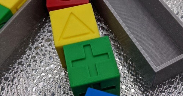 boîte fou cubes robot tétras Télécharger libre stl modèle imprimablescom 3d modèles jouets Jeux puzzles brain teasers 3d print model - Mito3D