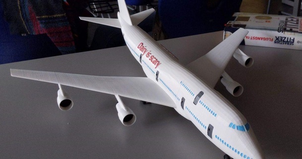 Boeing 747 livre présentation max clés fer Télécharger libre stl modèle imprimablescom 3d modèles jouets Jeux Véhicules avion représentation 3d print model - Mito3D