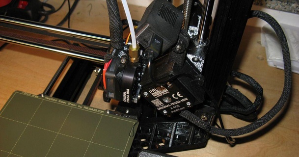 Prusa Mini axis Klammer verstärkt 3dloh download frei stl Modell Printablescom 3d Modelle Drucker Upgrades 3d print model - Mito3D