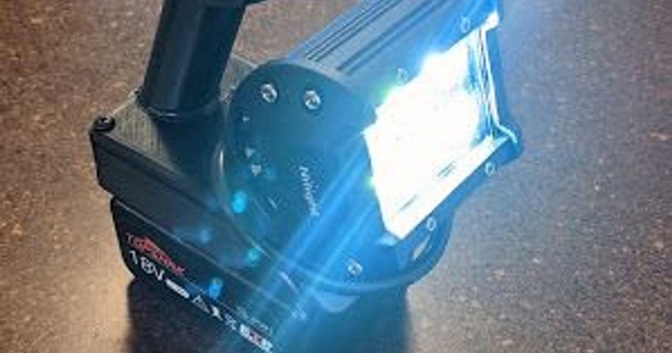Makita lxt uyumlu taşınabilir projektör ışığı bostwickenator indir Bedava stl model printablescom 3d modeller hobi yapımcılar araçlar sel lambası makita18v meşale 3d print model - Mito3D