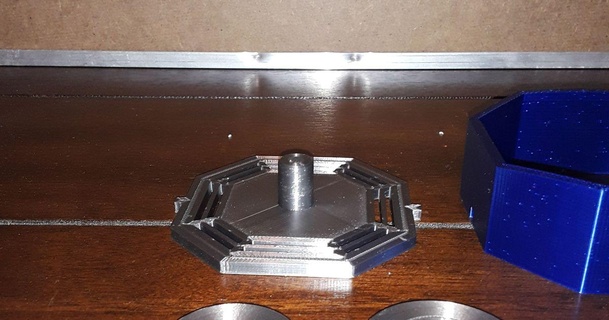 baddeley v2 octágono puertos apartado discos vagabundo duende descargar gratis stl modelo imprimiblescom 3d modelos disfraces accesorios astromecánico droide mrbaddeley rd2d 3d print model - Mito3D
