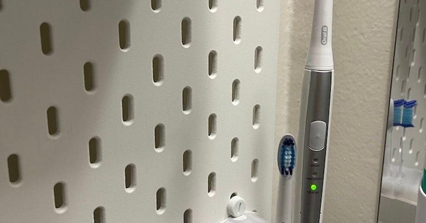 skadis oral pulsonic toothbrush mount briankuo download free stl model printablescom 3d models household bathroom ikea ikeaskadis oralb pegboard 3d print model - Mito3D
