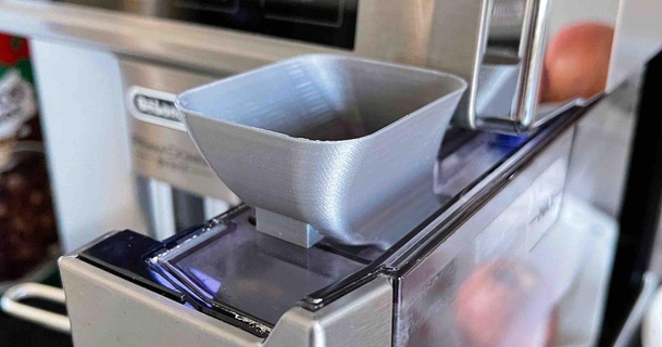 Delonghi sommes 6700 l'eau entonnoir réservoir mado30 Télécharger libre stl modèle imprimablescom 3d modèles Ménage cuisine 6720 3d print model - Mito3D