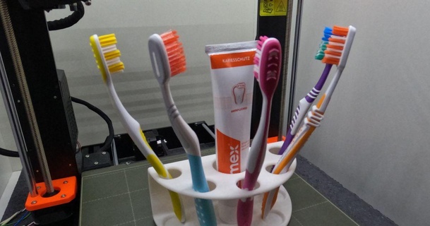 toothbrush toothpaste holder moritz Scarica gratuito stl modello printablescom 3d Modelli domestico bagno 3d print model - Mito3D