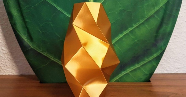 florero 1 triangulos extrudir descargar gratis stl modelo imprimiblescom 3d modelos casa decoración Arte flor 3d print model - Mito3D