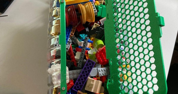 almacenaje paraca legos juguetes sebasgot descargar gratis stl modelo imprimiblescom 3d modelos juegos almacenar Botellas botella Lego estante soporte 3d print model - Mito3D