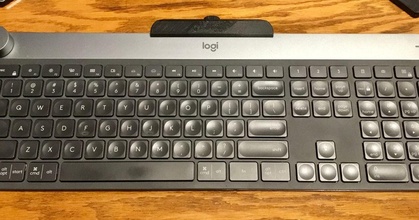 logi arte teclado ajustador Narlyb descargar gratis stl modelo imprimiblescom 3d modelos artilugio ordenadores altura logitech 3d print model - Mito3D