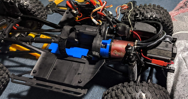 scx10 ii transmissão motor giro montagens maxxdesigns baixar livre stl modelo printablescom 3d modelos passatempo fabricantes rc robótica axial axialscx10 bateria 3d print model - Mito3D