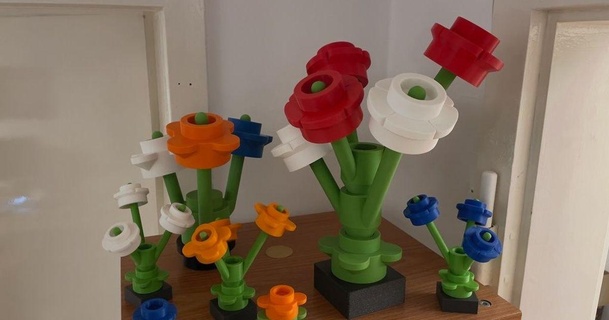 large brick flower alternative version theo download free stl model printablescom 3d models art & design sculptures bricks flowers 3d print model - Mito3D
