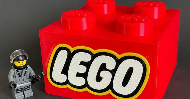 Lego tuğla wiht logo fifo182 indir Bedava stl model printablescom 3d modeller oyuncaklar oyunlar aksiyon rakamlar heykeller Legobrick legobrick2x2 tuğlaları 3d print model - Mito3D