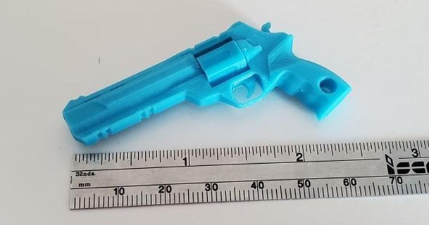 shérif porte clés vaillant krazykoder22 Télécharger libre stl modèle imprimablescom 3d modèles mode accessoires baril pistolet mini revolver 3d print model - Mito3D