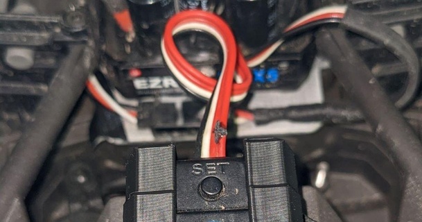 x maxx hobbywing cambiar interruptor montar gonzoextraño 3d print model - Mito3D