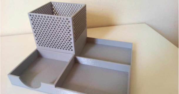 sıra organizatör Eduardo ruh masa düzenleyici freecad madewithfreecad 3d print model - Mito3D