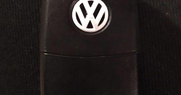 remplacement vw logo voiture marquec clés vwremplacement 3d print model - Mito3D