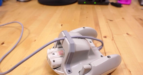 rüya yayını kontrolör kablo klips retro kurbağa 3D modeller gadget'lar video oyunlar sega 3d print model - Mito3D