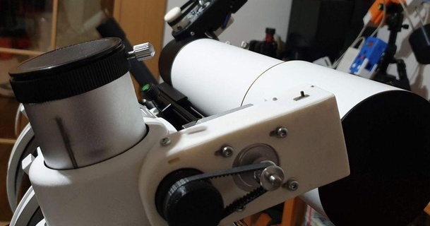électronique porte oculaire newton réfracteur 2 double vitesse Crayford 1 10 romain huées 3D modèles apprentissage physique astronomie astrophotographie chose universelle télescope 39 3d print model - Mito3D