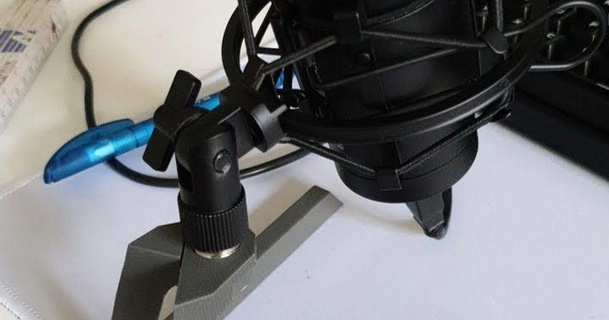 sturdy small microphone stand raphael 3D Models Gadgets Audio 3d print model - Mito3D