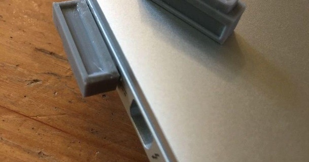macbook magsafe poussière couverture gaine danger 3D modèles gadgets ordinateurs chose universelle 3d print model - Mito3D