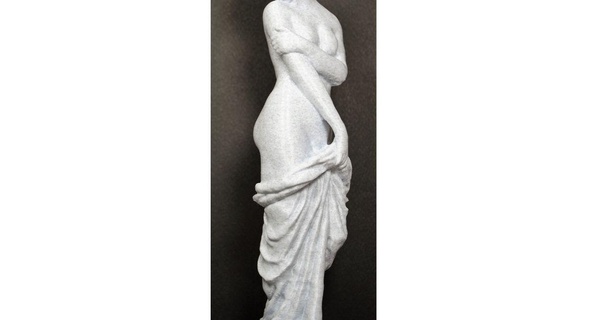 timido ragazza scultura edificio arti 3D Modelli arte design sculture 3d print model - Mito3D