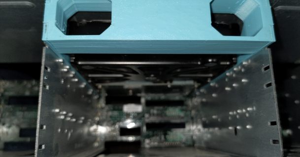 Intel server guidare vassoio blake Volpe 3D Modelli gadget computer 3d print model - Mito3D