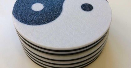 yin yang Coaster jennes Télécharger libre stl modèle imprimablescom 3d modèles Ménage cuisine décoration blanc noir boisson 3d print model - Mito3D