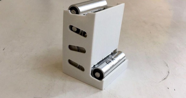 Avancée batterie distributeur aa aaa type batteries noniq 3D modèles Ménage maison équipement support Aabatteryholder unebatteriebox 3d print model - Mito3D