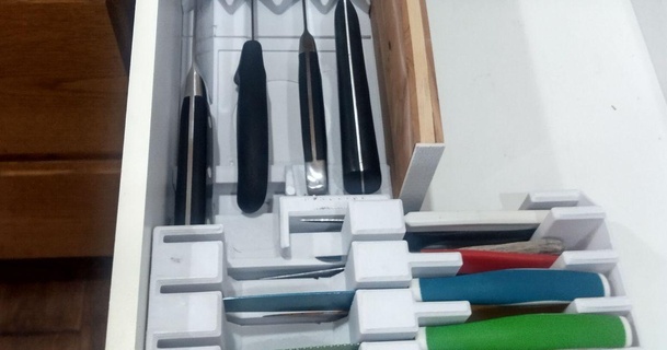 cassetto coltelli j r reeder 3D Modelli domestico cucina 3d print model - Mito3D