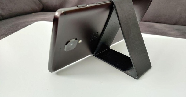 einfach peasy Clip Telefon Stand Radikalrolle 3D Modelle Gadgets tragbar Geräte Handy praktisch Mobiltelefon 3d print model - Mito3D