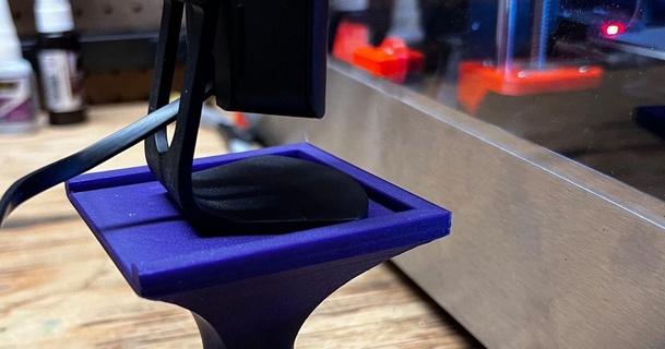 Stand Webcam engmike 3D Modelle Drucker Zubehör Tabelle Kamera montieren cameramount 3d print model - Mito3D