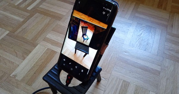 oturmak seyyar kail 3D modeller ev halkı ekipman openscad cep telefonu standı 3d print model - Mito3D
