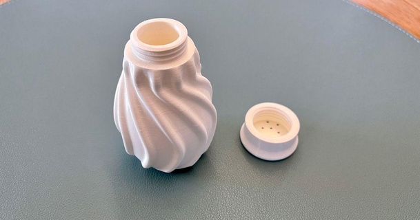Salz Pfeffer Shaker salzstreuer pr interessant 3D Modelle Haushalt Küche Spiral Salzstreuer 3d print model - Mito3D