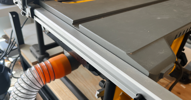 dewalt table dwe7485 2 1 tuyau adaptateur Mar 3D modèles loisir fabricants outils ramassage poussière 3d print model - Mito3D