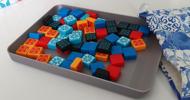 Delgado azul bandeja Thomas 3d 3D modelos juguetes juegos tablero juego mesa 3d print model - Mito3D