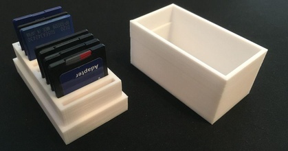 sencillo sd card almacenamiento caja 11 tarjetas hacha descargar gratis stl modelo imprimiblescom 3d modelos casa oficina tarjeta SD sdcardholder almacenaje viaje 3d print model - Mito3D