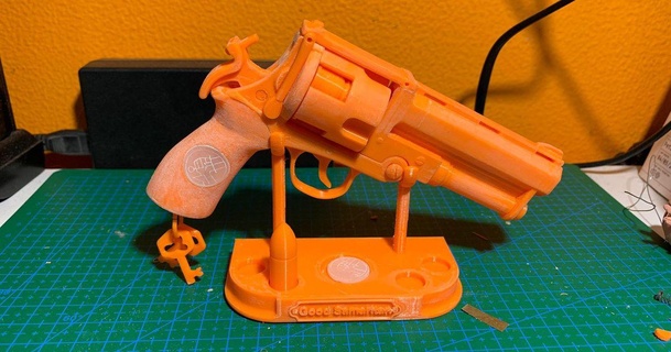 samaritano Hellboy pistola escala 1 2 lautrec 996 3D modelos juguetes juegos acción cifras estatuas ender3 movieprop apuntalar 3d print model - Mito3D