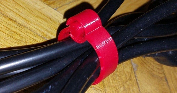 sencillo cable abrazadera escalable anillo encendedor 3D modelos pasatiempo hacedores mecánico partes clip organizador cables apoya 3d print model - Mito3D