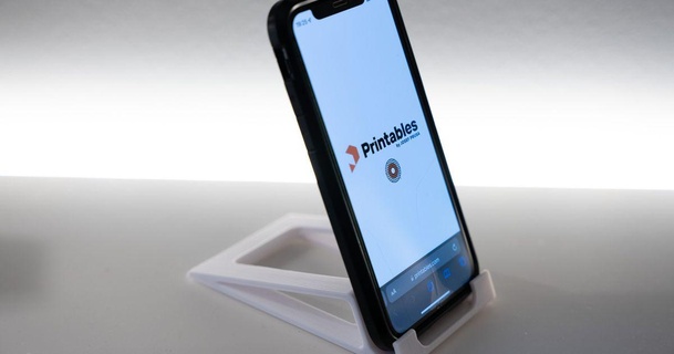 multi Zweck Telefon Stand schnell 85 3D Modelle Gadgets tragbar Geräte praktisch iPhone Handy Mobiltelefon Mehrzweck 3d print model - Mito3D