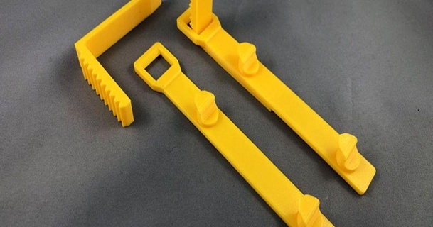 makelangelo whiteboard mounting hooks dan royer 3D Models Hobby & Makers Other Ideas bracket hook mountingbracket penplotter 3d print model - Mito3D